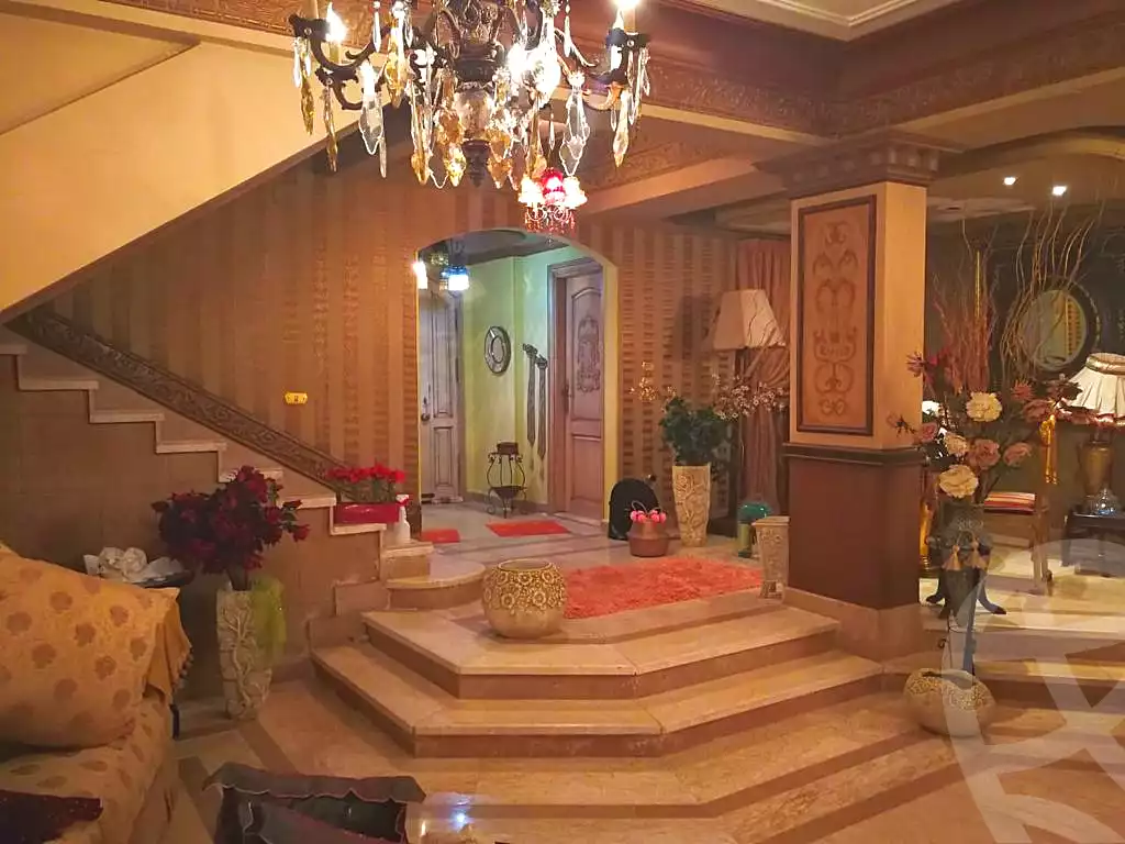 4 BR Villa in Hadayek el Mohandesin, photo 4 of 18