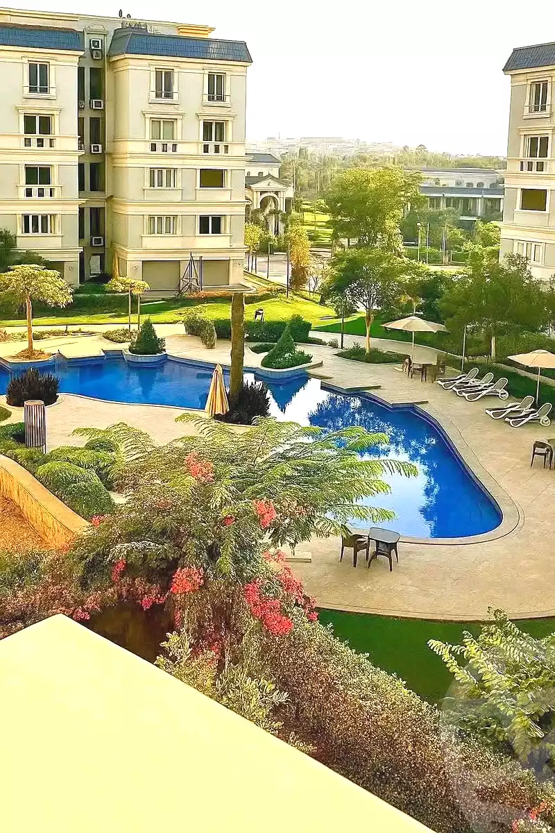https://aqarmap.com.eg/en/listing/7209037-for-sale-cairo-new-cairo-compounds-mountain-view-hyde-park