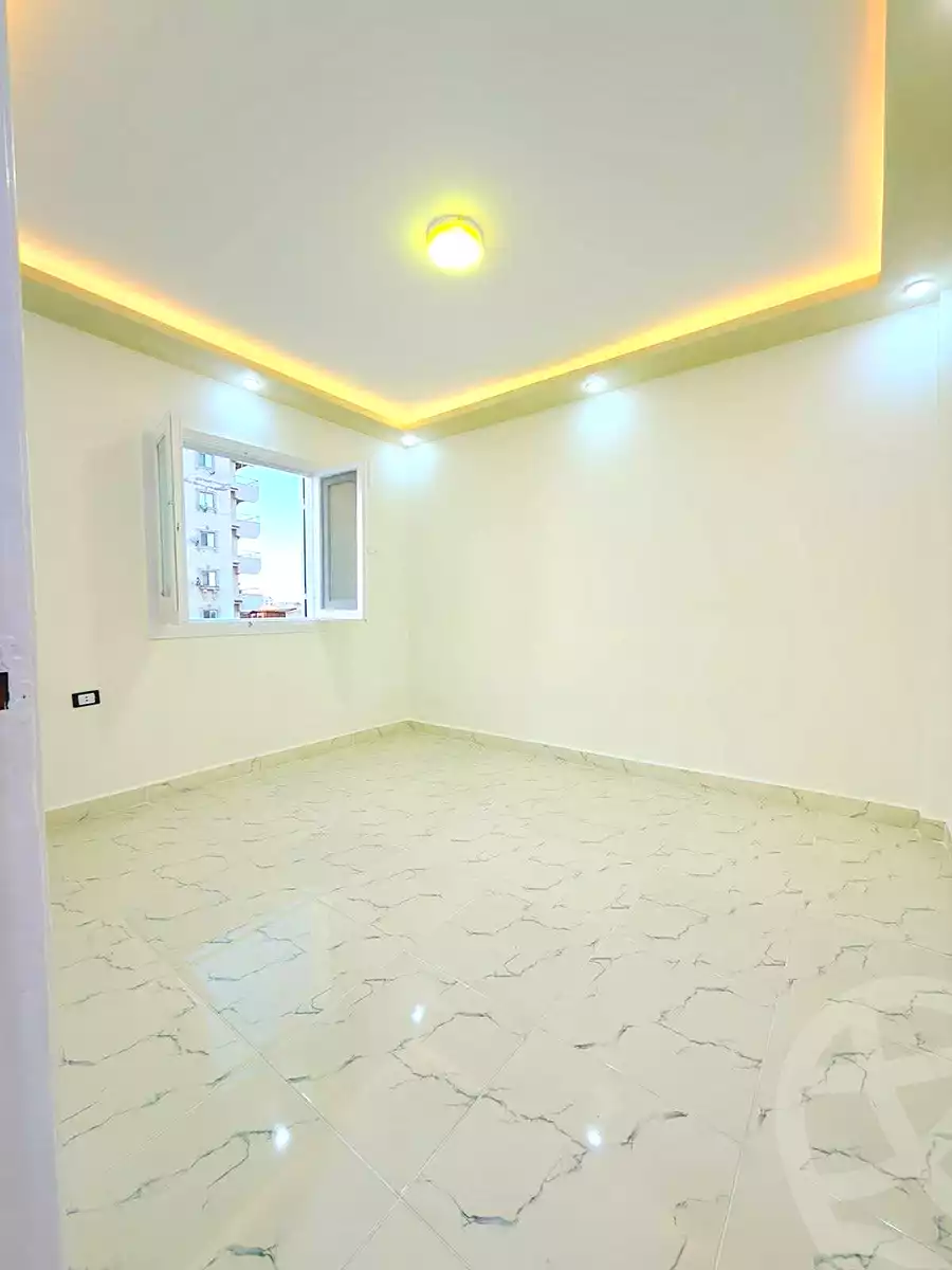 https://aqarmap.com.eg/ar/listing/7209040-for-sale-alexandria-al-agamy-shataa-el-nakheel