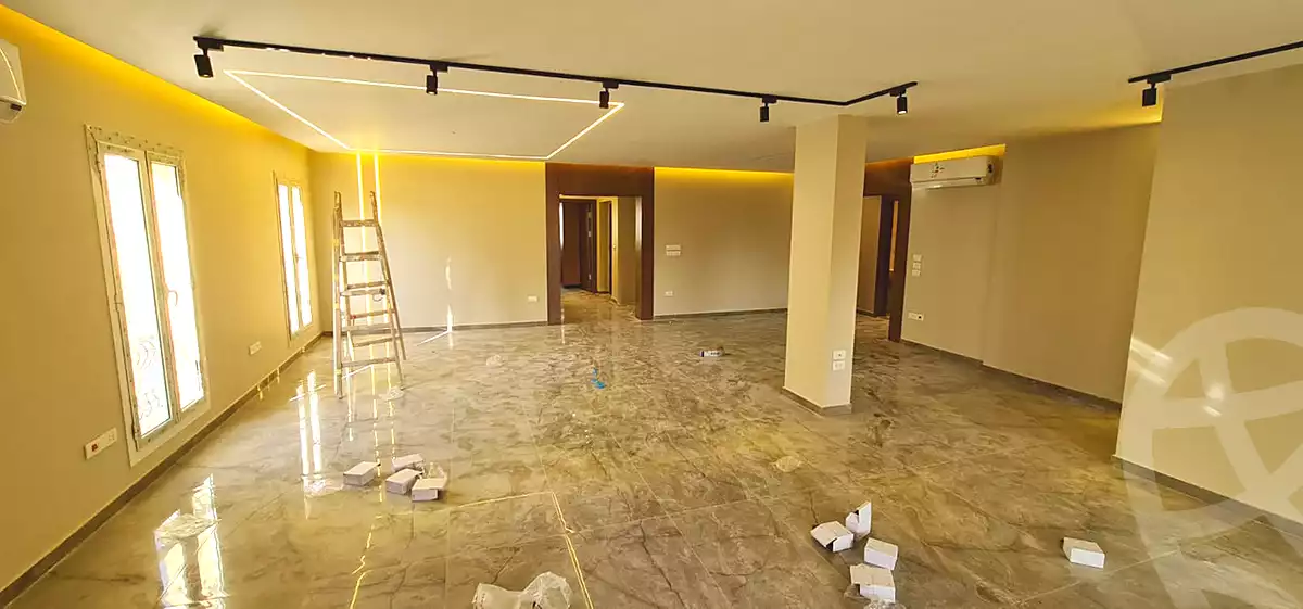 https://aqarmap.com.eg/en/listing/7209054-for-sale-cairo-new-cairo-compounds-mountain-view-hyde-park