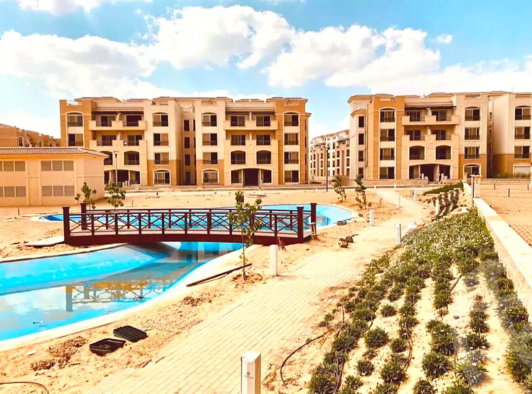 https://aqarmap.com.eg/ar/listing/7209163-for-sale-cairo-new-cairo-compounds-stwn-ryzydns-by-ar-y-llttwyr