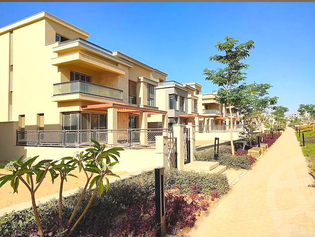 https://aqarmap.com.eg/ar/listing/7209308-for-sale-cairo-new-cairo-compounds-villette-kmbwnd-sky-kwndwz-swdyk-villette