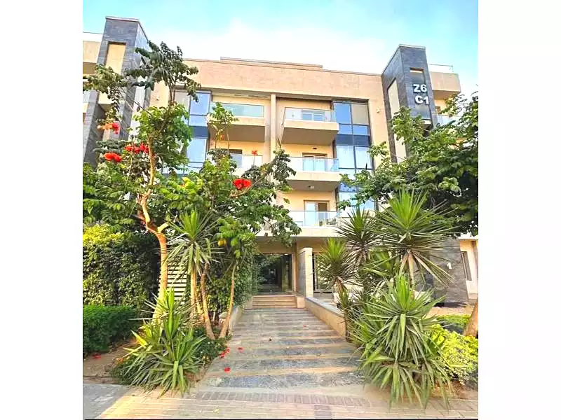 https://aqarmap.com.eg/en/listing/7209404-for-sale-cairo-new-cairo-compounds-galleria-moon-valley-compound-arabia