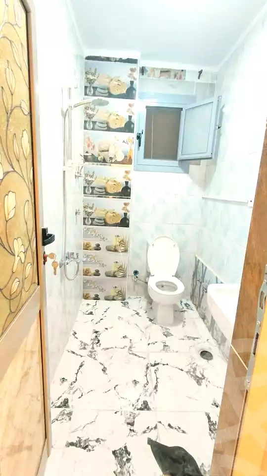 https://aqarmap.com.eg/ar/listing/7209536-for-sale-alexandria-el-asafra-shr-45