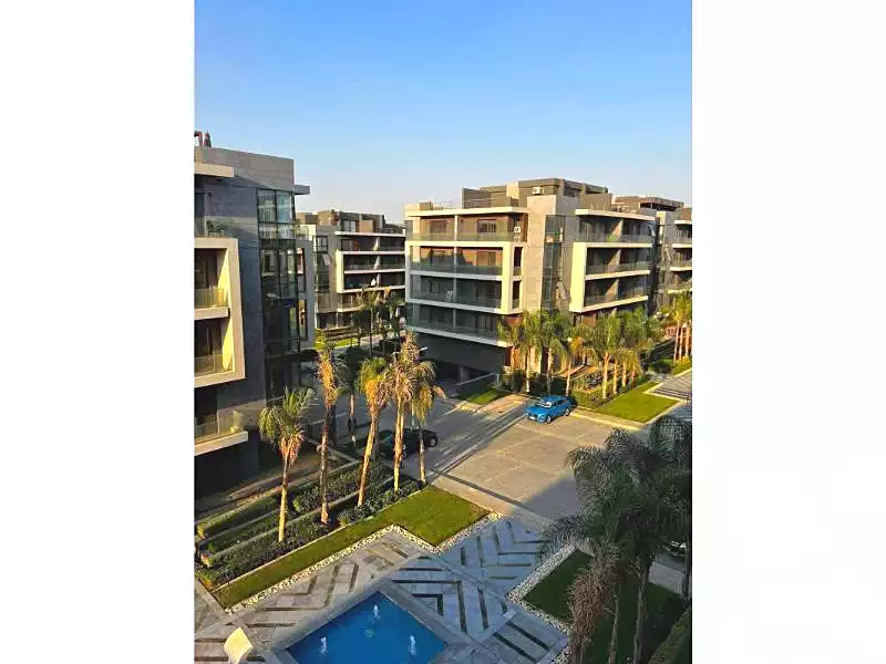 https://aqarmap.com.eg/en/listing/7209511-for-sale-cairo-new-cairo-compounds-el-patio-oro