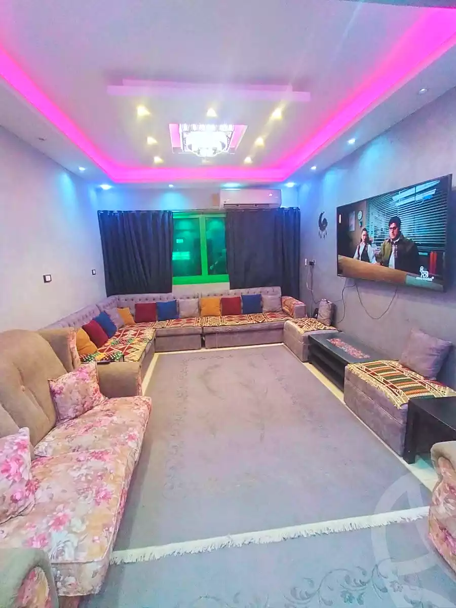 https://aqarmap.com.eg/en/listing/7209907-for-sale-cairo-helwan-helwan-el-sharkeya-heidar-st