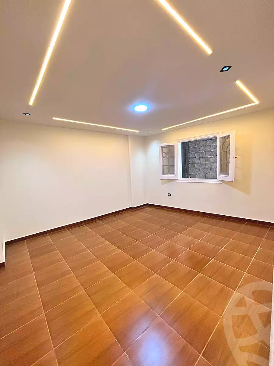 https://aqarmap.com.eg/ar/listing/7210046-for-sale-alexandria-sydy-bshr-sydy-bshr-bhry-shr-mhmwd-l-yswy