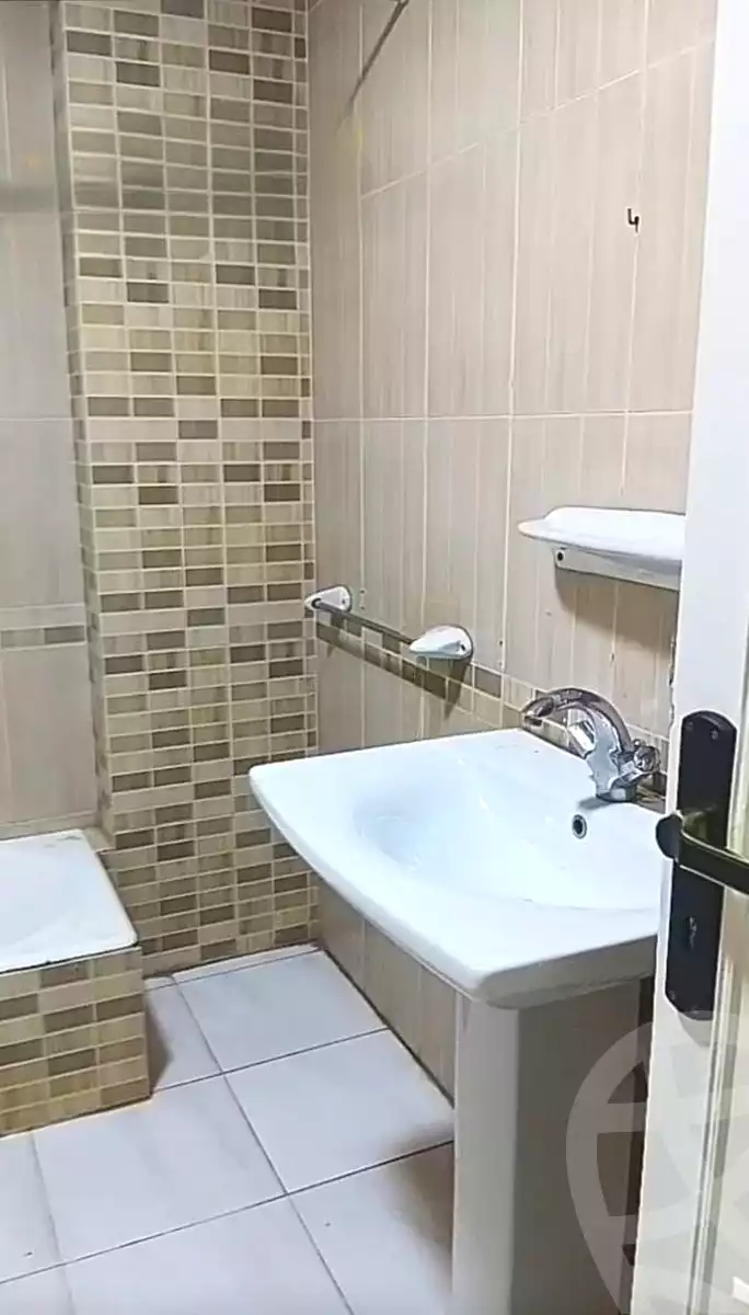 https://aqarmap.com.eg/ar/listing/7210071-for-rent-cairo-heliopolis-el-higaz-square-el-hegaz-st