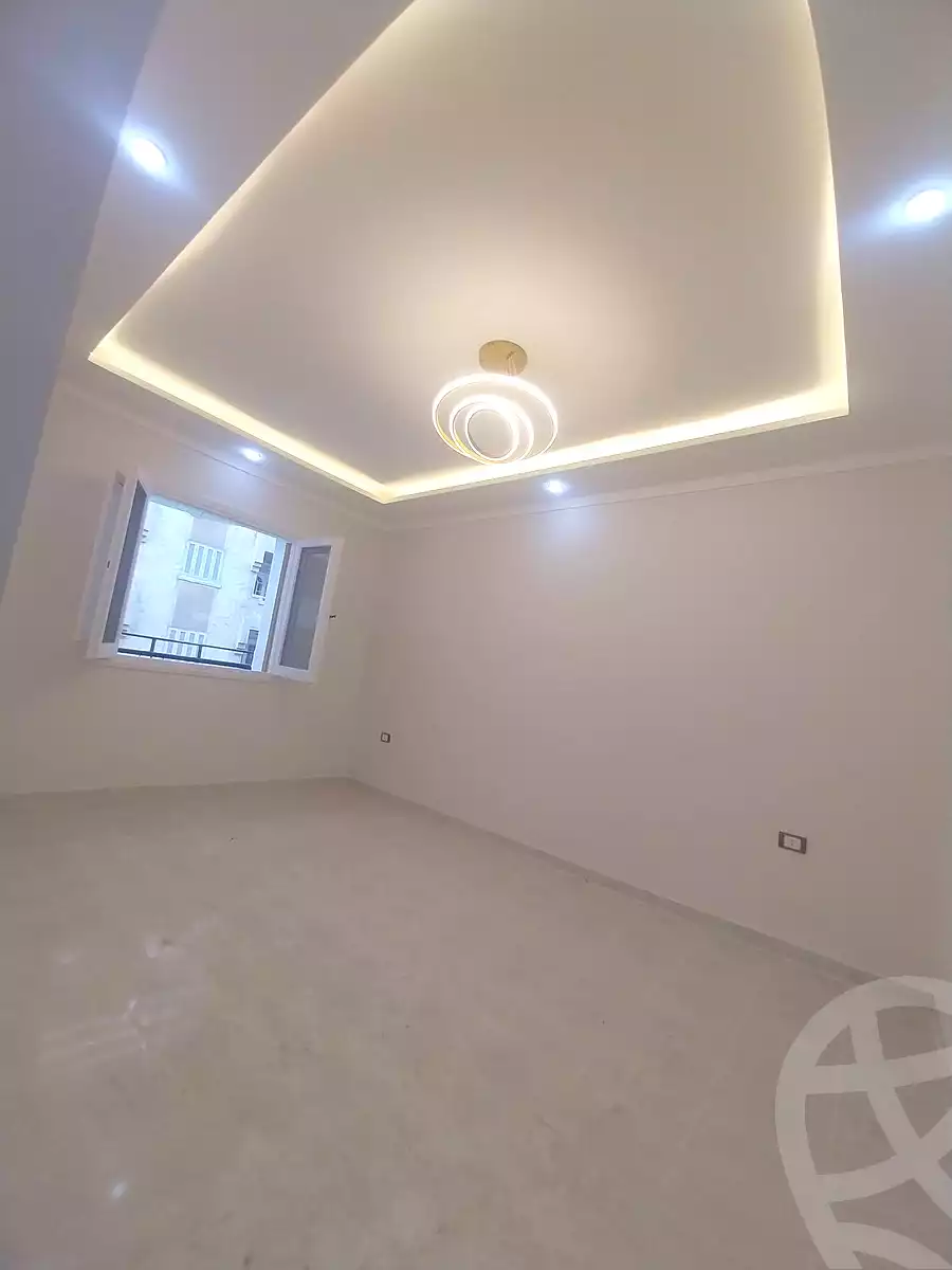 https://aqarmap.com.eg/en/listing/7210087-for-sale-alexandria-al-agamy-shataa-el-nakheel