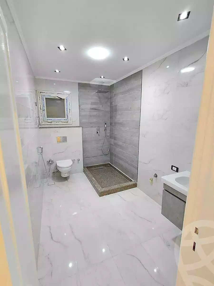 https://aqarmap.com.eg/en/listing/7210088-for-sale-alexandria-sydy-bshr-sydy-bshr-bhry-shr-mhmwd-l-yswy
