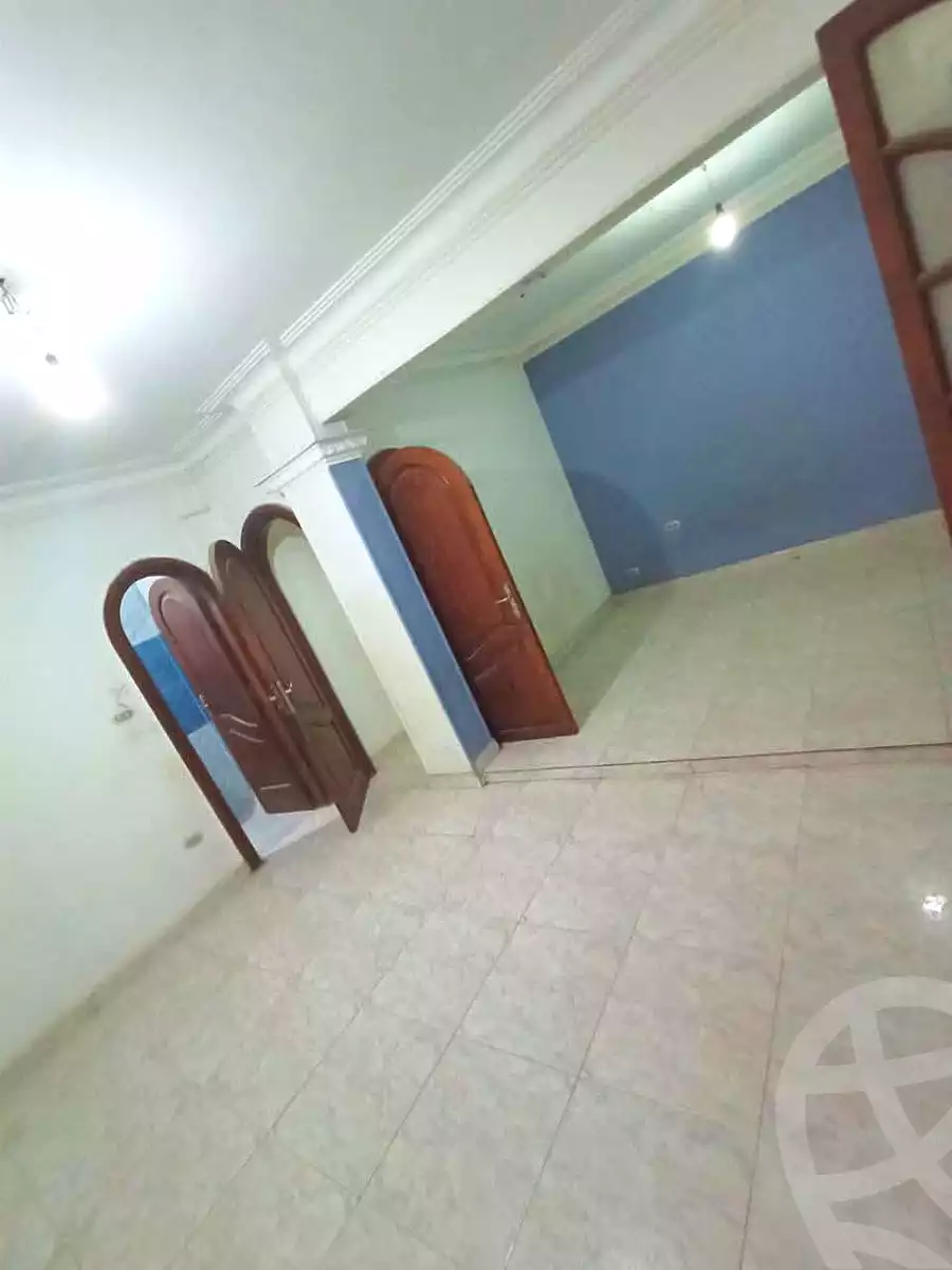 https://aqarmap.com.eg/ar/listing/7210147-for-sale-cairo-helwan-helwan-el-sharkeya-thabit-basha-st
