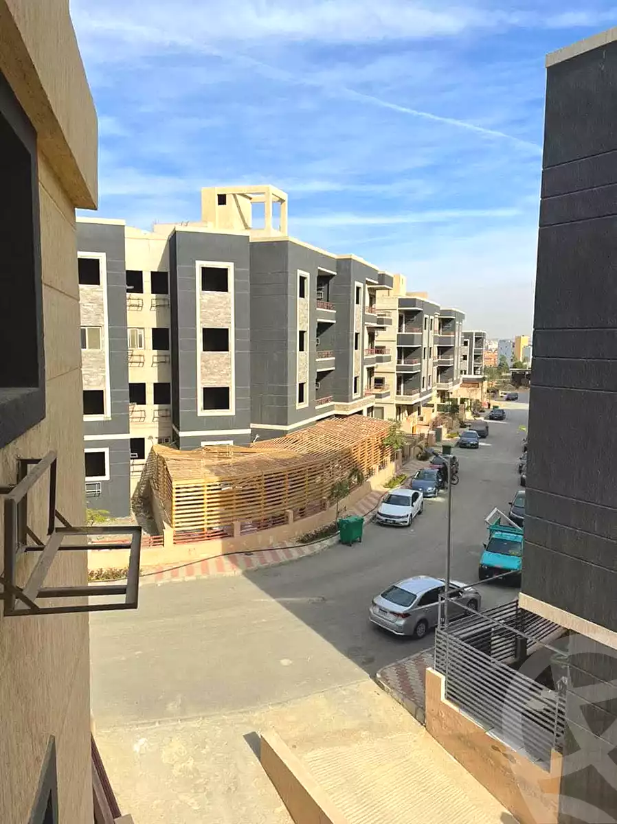 https://aqarmap.com.eg/en/listing/7210244-for-sale-cairo-new-cairo-compounds-sephora-heights