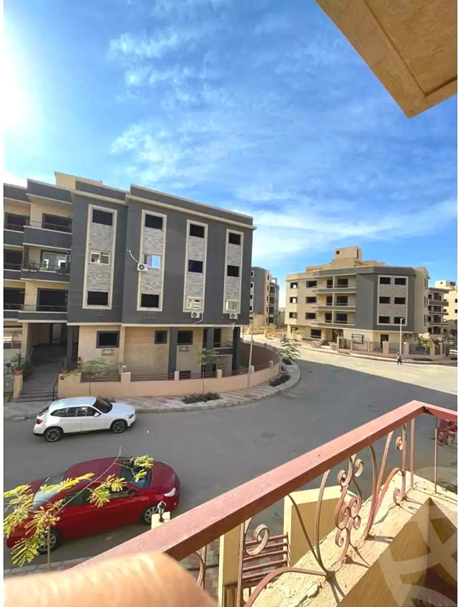 https://aqarmap.com.eg/en/listing/7210273-for-sale-cairo-new-cairo-compounds-sephora-heights