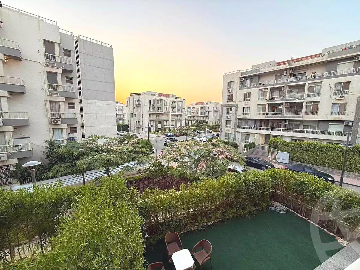 https://aqarmap.com.eg/en/listing/7210398-for-sale-cairo-new-cairo-compounds-jyd