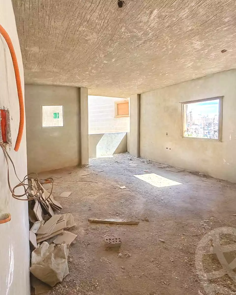 https://aqarmap.com.eg/ar/listing/7210489-for-sale-cairo-helwan-helwan-el-sharkeya-mostafa-safwat-st