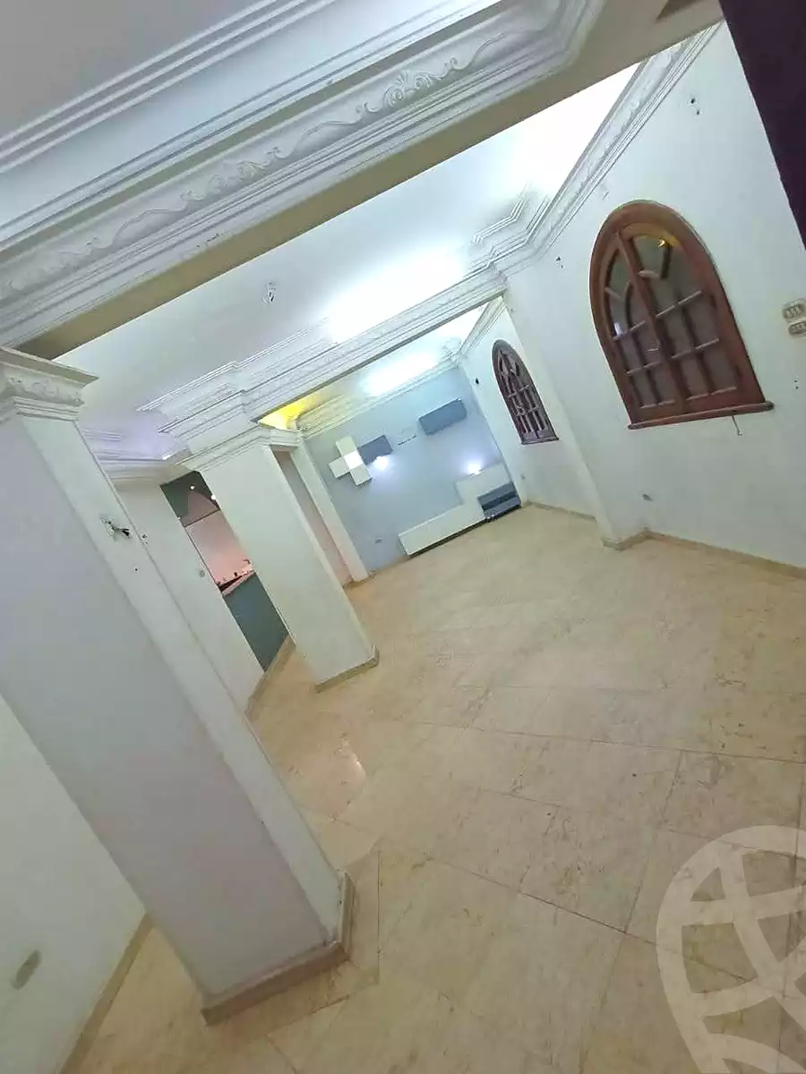 https://aqarmap.com.eg/en/listing/7210637-for-sale-cairo-helwan-helwan-el-sharkeya-thabit-basha-st