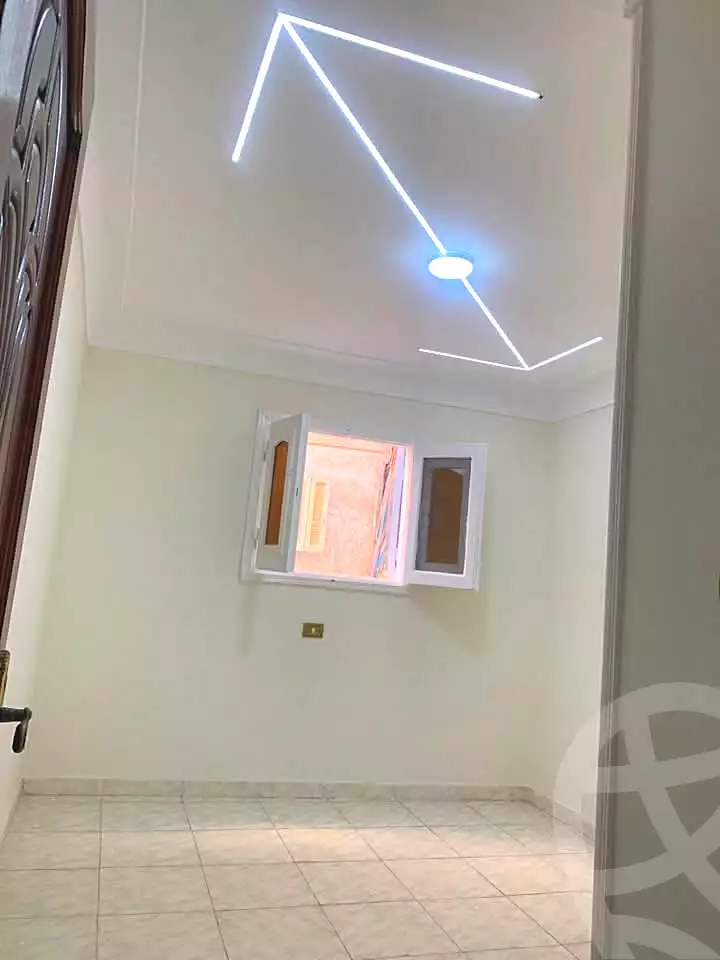 https://aqarmap.com.eg/en/listing/7194084-for-sale-alexandria-al-agamy-el-hanouvel-el-shaheed-ahmed-hamdy-st