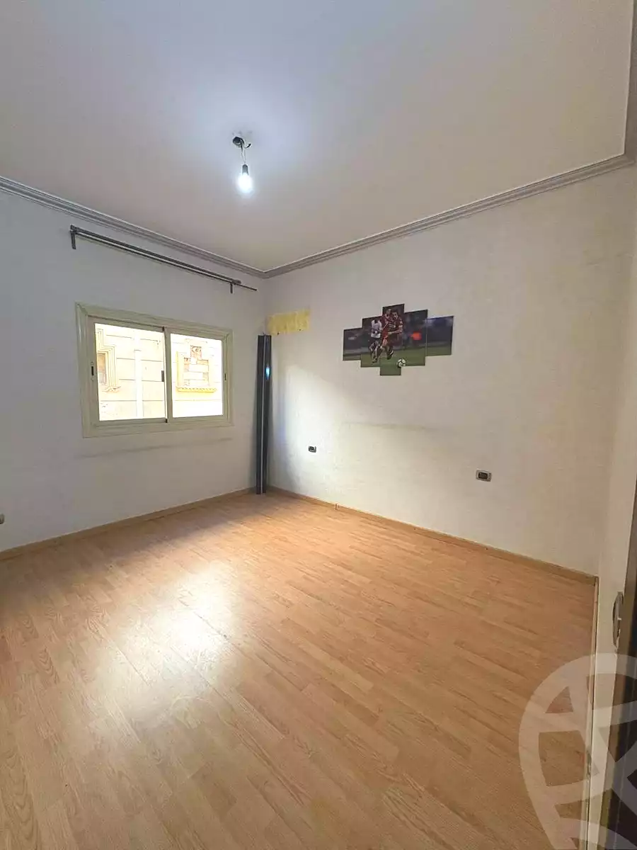 https://aqarmap.com.eg/en/listing/7211297-for-sale-cairo-new-cairo-ganob-el-akadamiya-south-academy-b-medhat-el-kholy-st