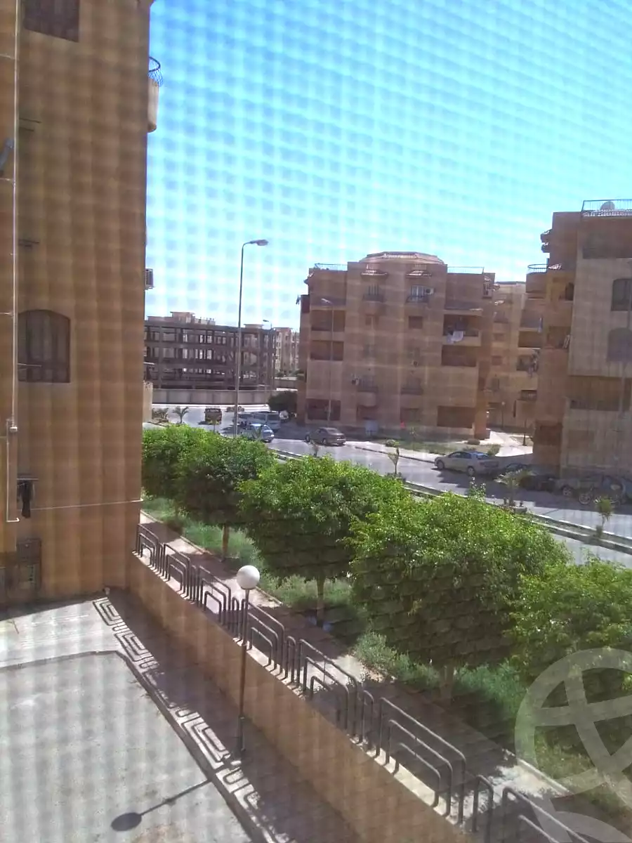 https://aqarmap.com.eg/en/listing/7211437-for-sale-cairo-new-cairo-compounds-fifth-square