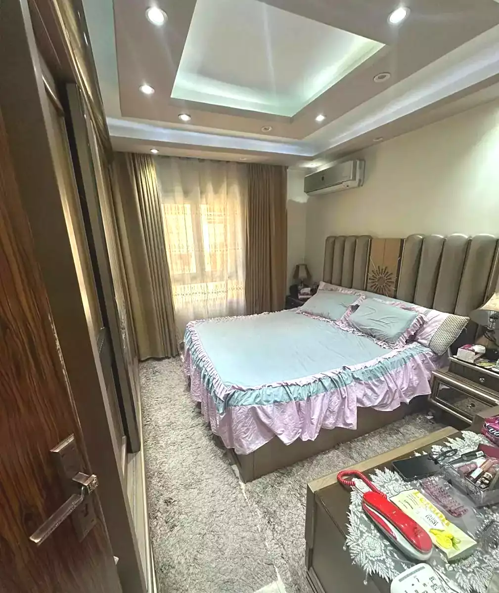 https://aqarmap.com.eg/ar/listing/7211639-for-sale-alexandria-sydy-bshr-sydy-bshr-bhry-mohamed-el-srafi-st.
