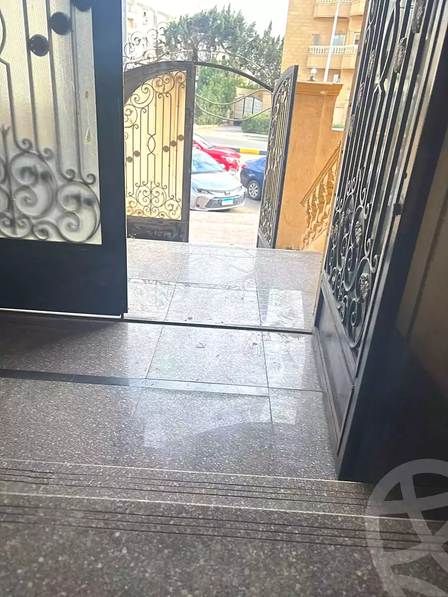 https://aqarmap.com.eg/ar/listing/7211738-for-sale-cairo-new-cairo-el-ahyaa-third-neighborhood-street-16