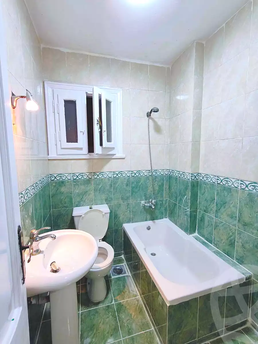 https://aqarmap.com.eg/ar/listing/7211778-for-sale-alexandria-al-agamy-shataa-el-nakheel