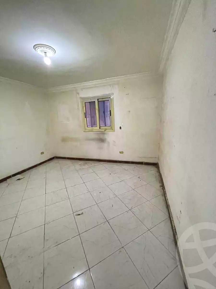 https://aqarmap.com.eg/en/listing/7211851-for-sale-alexandria-sydy-bshr-sydy-bshr-bhry-mohamed-el-srafi-st.