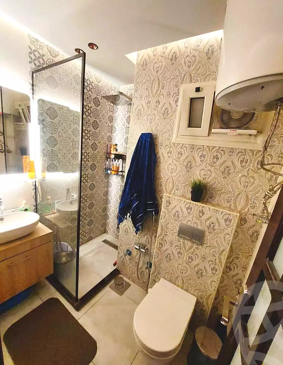 https://aqarmap.com.eg/en/listing/7211870-for-sale-cairo-ain-shams-el-naam-mohammed-ezzat-tamom-st