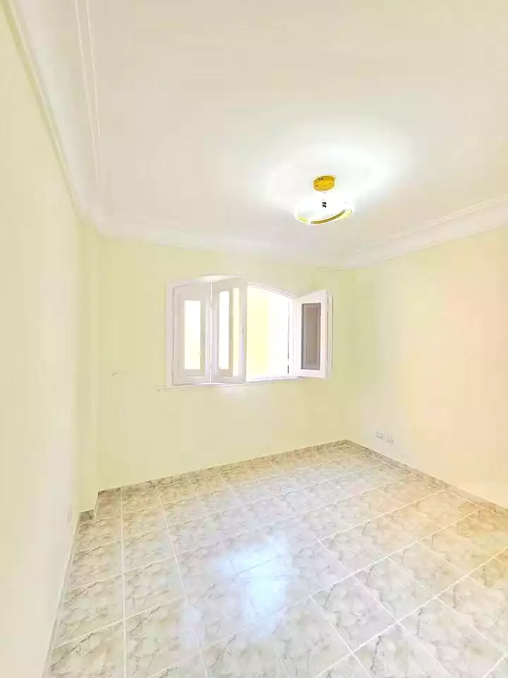 https://aqarmap.com.eg/ar/listing/7211874-for-sale-alexandria-al-agamy-shataa-el-nakheel