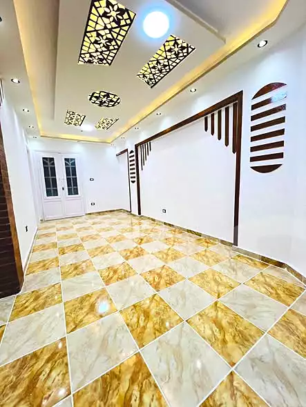 https://aqarmap.com.eg/ar/listing/7211981-for-sale-alexandria-al-agamy-shataa-el-nakheel-street-2