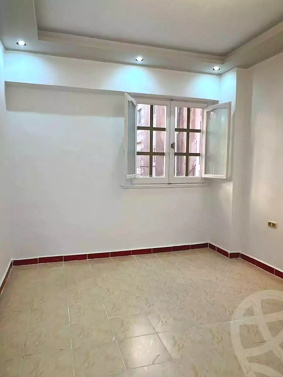https://aqarmap.com.eg/ar/listing/7212021-for-sale-alexandria-al-agamy-shataa-el-nakheel
