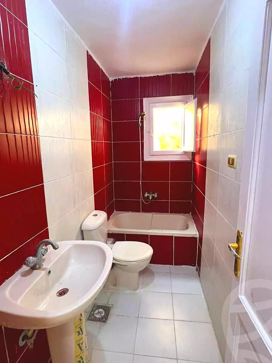 https://aqarmap.com.eg/ar/listing/7212021-for-sale-alexandria-al-agamy-shataa-el-nakheel