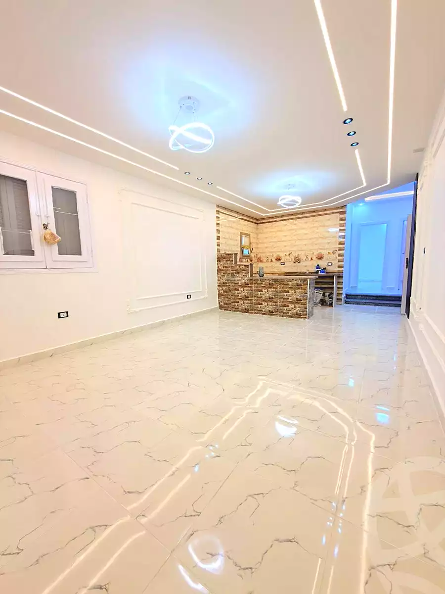 https://aqarmap.com.eg/ar/listing/7212113-for-sale-alexandria-al-agamy-shataa-el-nakheel