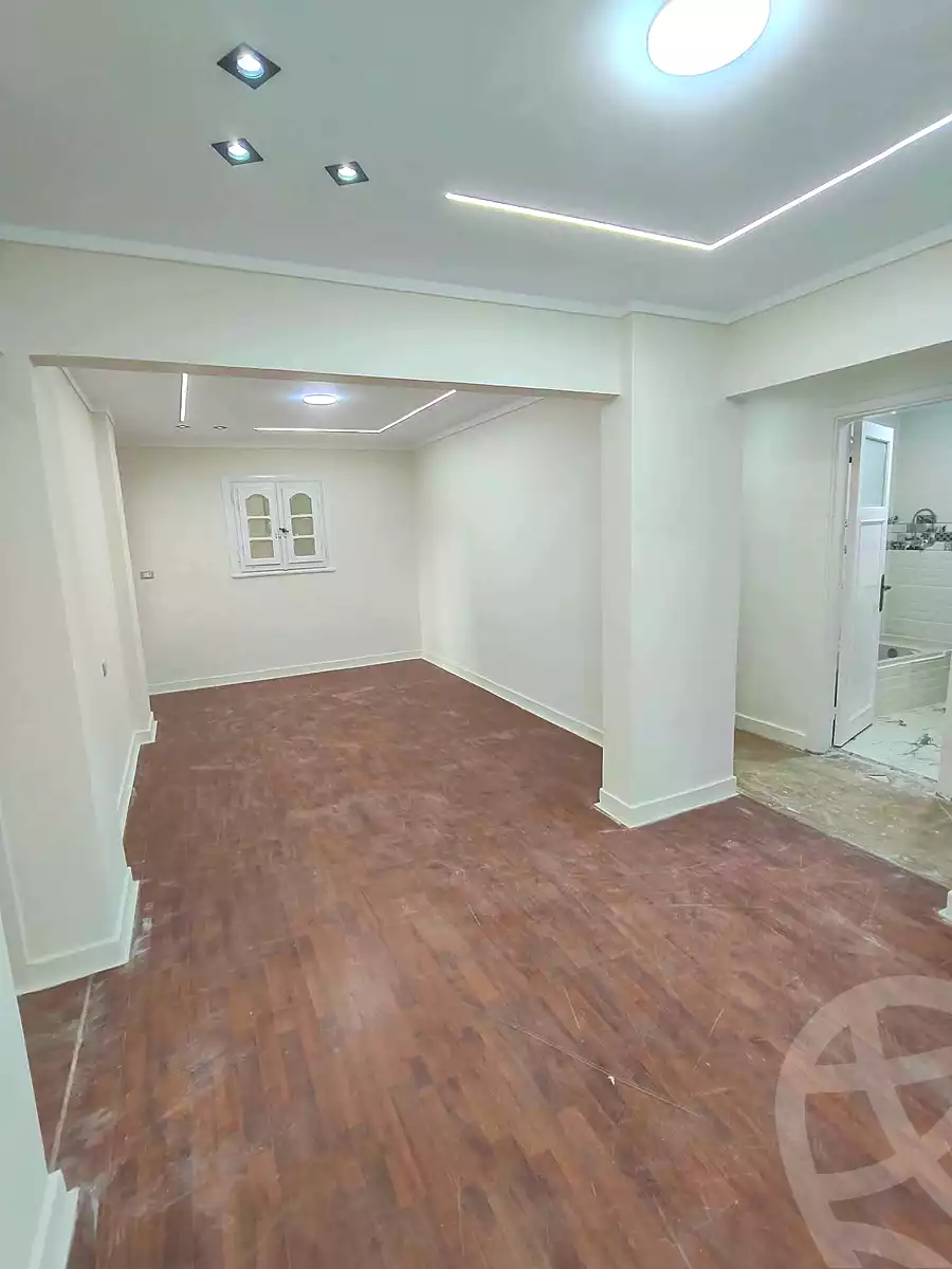 https://aqarmap.com.eg/ar/listing/7212200-for-rent-alexandria-miami-iskandar-ibrahim-st