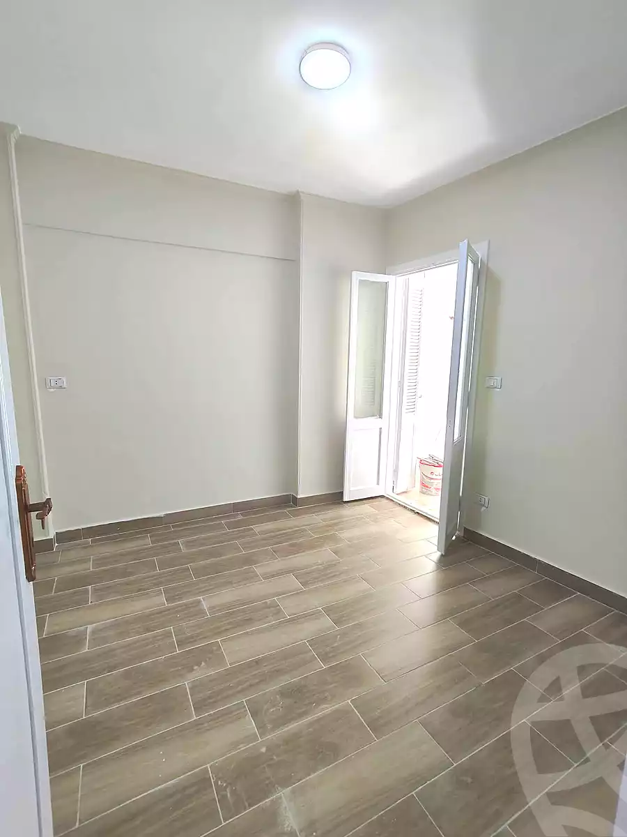 https://aqarmap.com.eg/ar/listing/7212210-for-sale-alexandria-miami-mahmoud-el-isawy-st