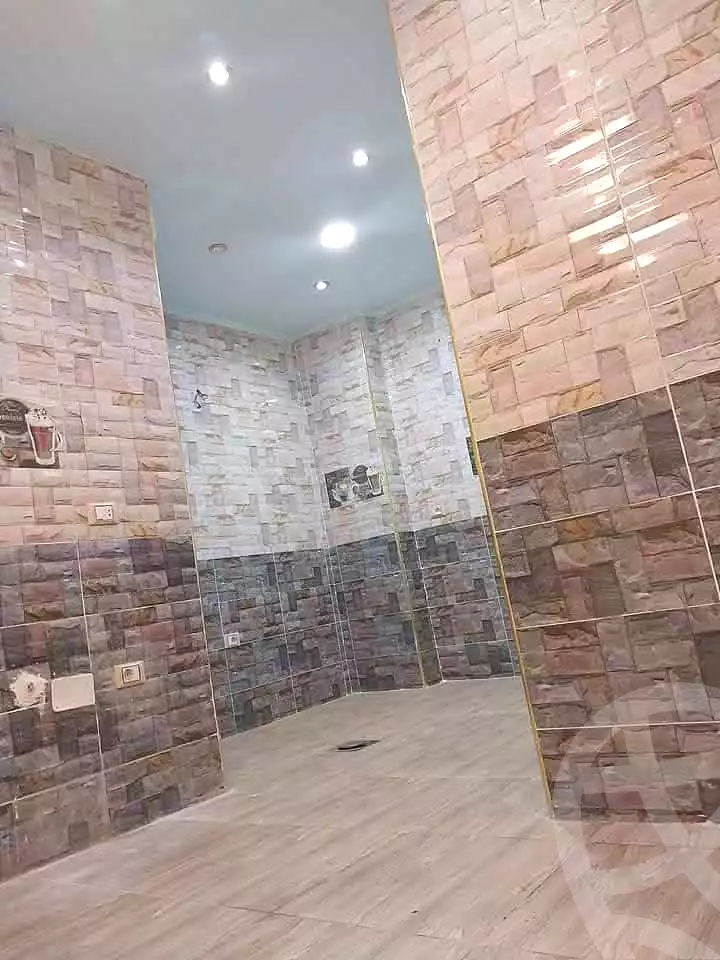 https://aqarmap.com.eg/ar/listing/7212383-for-sale-cairo-helwan-helwan-el-sharkeya-ryad-pasha-st