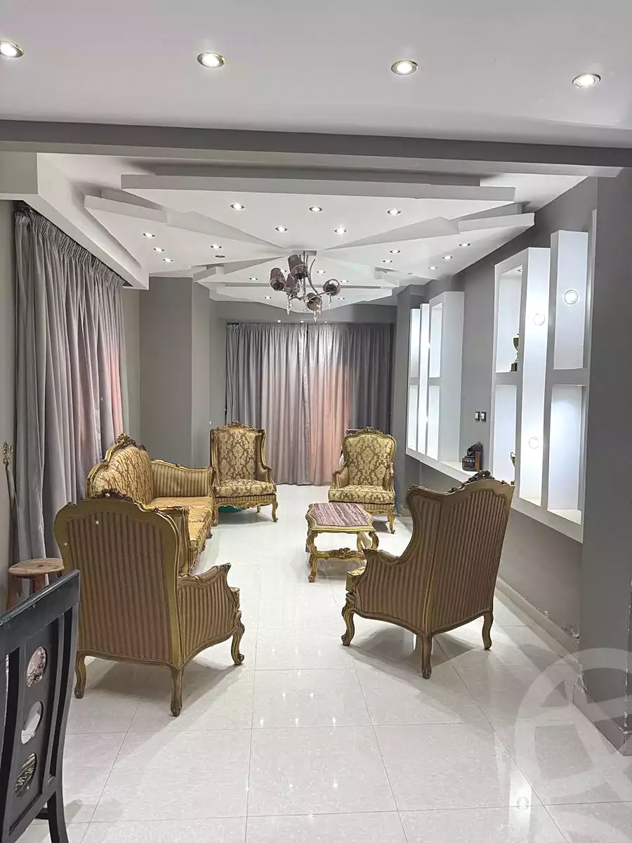 https://aqarmap.com.eg/ar/listing/7212821-for-sale-cairo-new-cairo-el-banafsg-el-banafsag-omarat-al-gabri-st