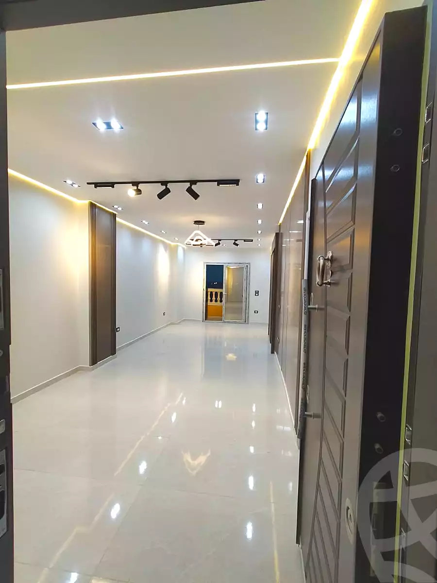 https://aqarmap.com.eg/en/listing/7212927-for-sale-cairo-6th-of-october-hadaeq-october-compounds-el-fardoos-city