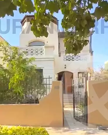https://aqarmap.com.eg/ar/listing/7212996-for-sale-cairo-new-cairo-compounds-hyde-park-centre-ville-hyde-park