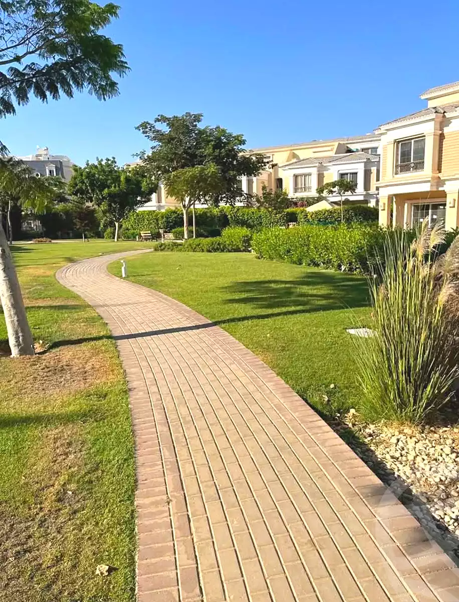 https://aqarmap.com.eg/en/listing/7213313-for-sale-cairo-new-cairo-compounds-hyde-park-parkway-hyde-park-compound