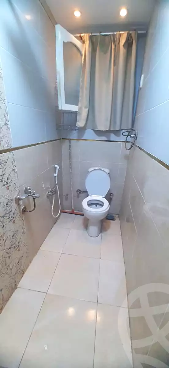 https://aqarmap.com.eg/ar/listing/7213507-for-rent-cairo-downtown-el-qasr-el-ayni