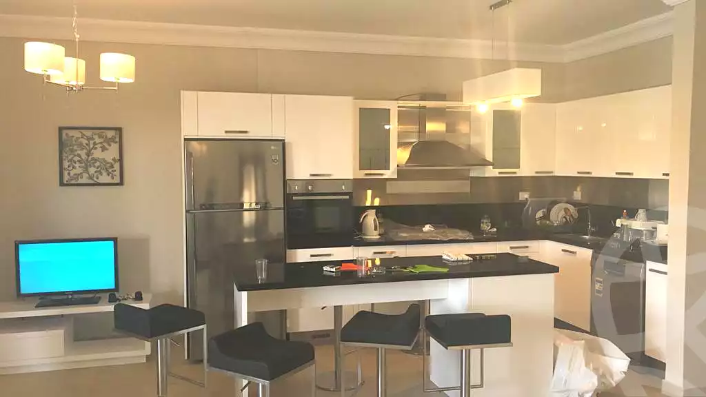 4 BR Chalet in La Vista Cascada, photo 5 of 12