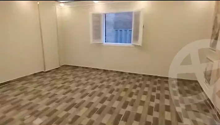 https://aqarmap.com.eg/ar/listing/7214188-for-sale-alexandria-al-agamy-el-hanouvel-al-haded-we-al-soulb-st