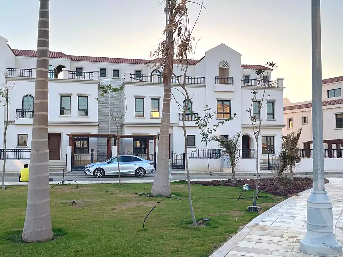 https://aqarmap.com.eg/en/listing/7214366-for-sale-cairo-new-administrative-capital-r7-celia-mntq-lfylt-1