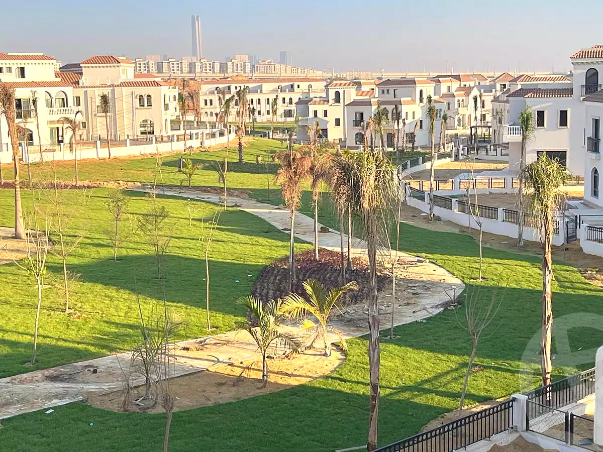 https://aqarmap.com.eg/en/listing/7214510-for-sale-cairo-new-administrative-capital-r7-celia-mntq-lfylt-1
