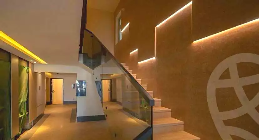 https://aqarmap.com.eg/ar/listing/7214686-for-sale-cairo-new-cairo-compounds-blm-hylz-nyw-kyrw