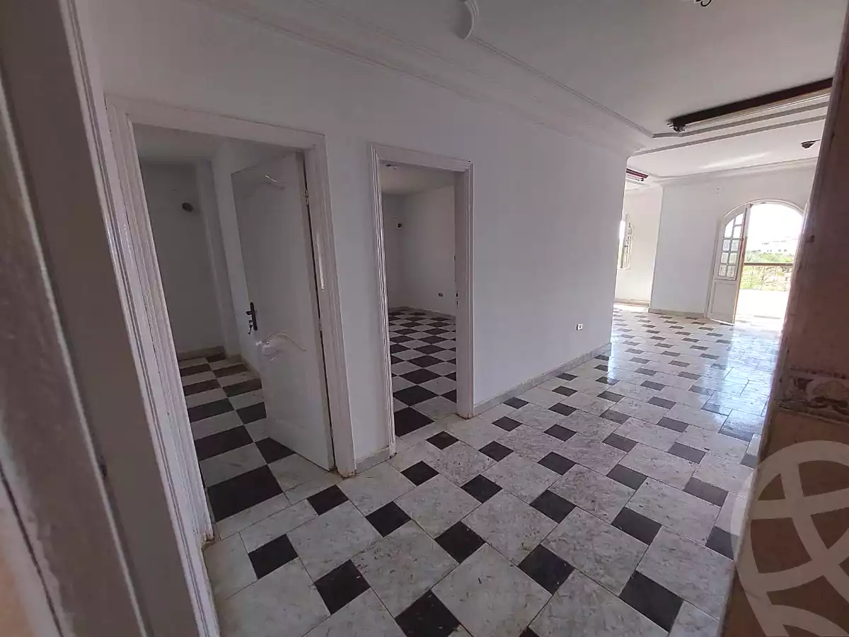 https://aqarmap.com.eg/ar/listing/7214694-for-sale-cairo-6th-of-october-el-ahyaa-neighborhood-1st-rich-bake-st