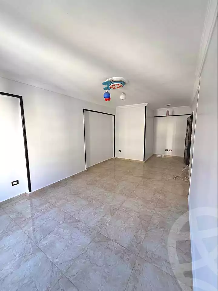https://aqarmap.com.eg/en/listing/7214859-for-sale-alexandria-el-mandara-shr-jml-bd-lnsr