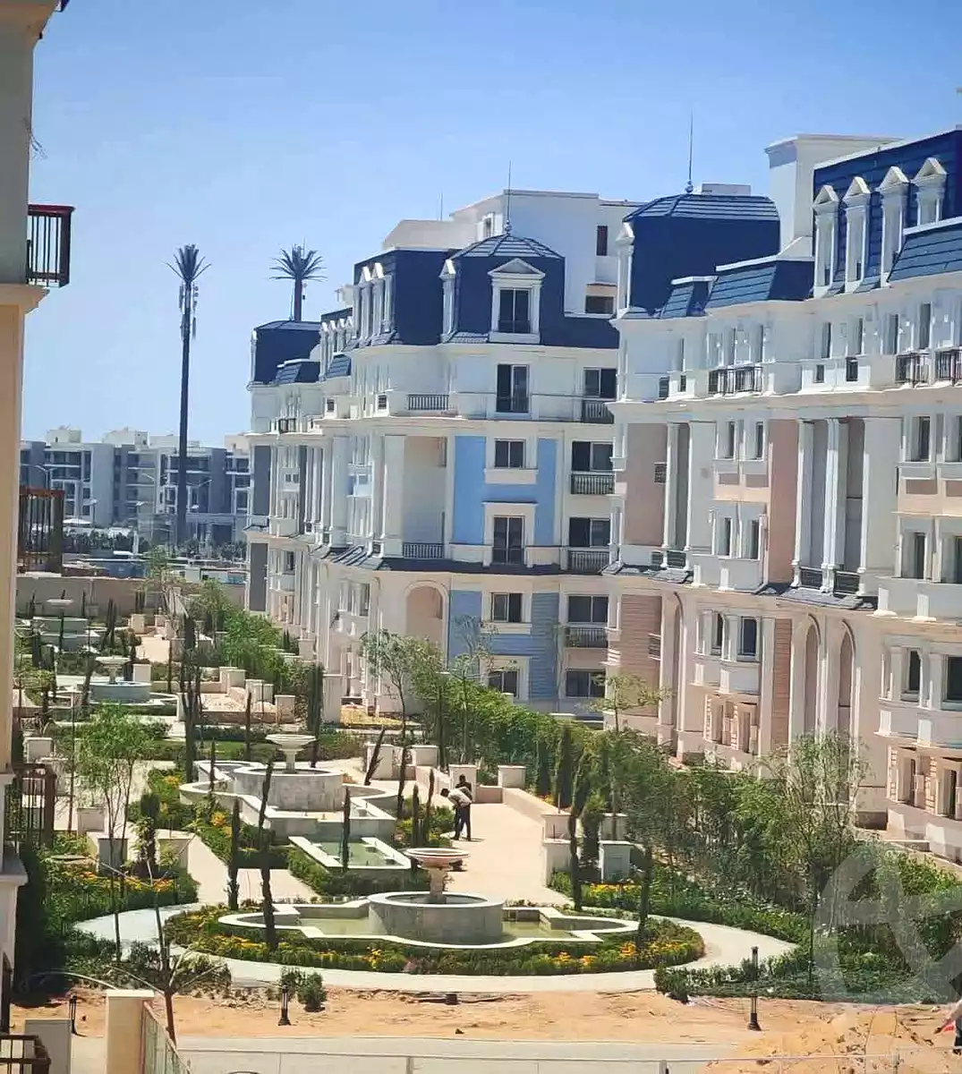 https://aqarmap.com.eg/ar/listing/7214868-for-sale-cairo-new-cairo-compounds-mountain-view-hyde-park