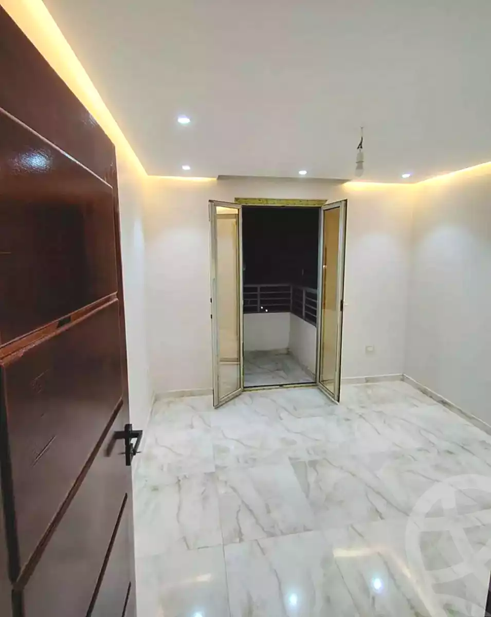 https://aqarmap.com.eg/ar/listing/7214894-for-rent-alexandria-moharram-bey